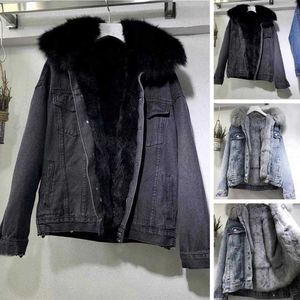 Pelliccia da donna Pelliccia sintetica Abbigliamento invernale da donna Cotone vintage spesso Cappotto di jeans caldo Giacca di jeans da donna Colletto di pelliccia allentato oversize Plus Velluto Jean Parka HKD230727