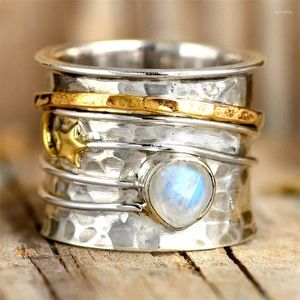 Bröllopsringar lyxiga kvinnliga stora ring trendig rund silverfärg oregelbunden för kvinnor charm liten stjärna och månengagemang