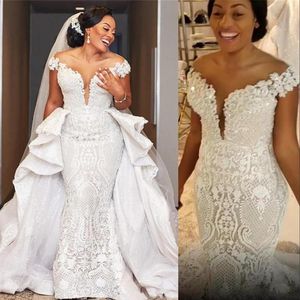 Luxury Arabic Off Shoulders Wedding Dress Mermaid Lace Applique Bridal Dresses Sheer Neck Detachable Train Plus Size African Custo199K