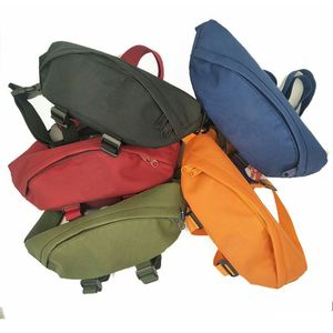 Ryggsäckar mode mini 2l bröstväskor barn korsar kropp midja satchel för studentkvinnor män hip sling bergväska 5 färgalternativ 230731