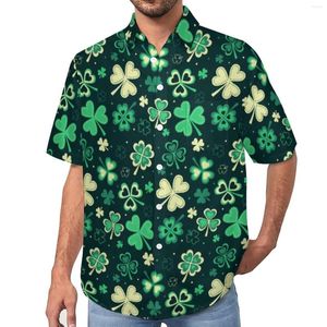 Mäns avslappnade skjortor Lucky Shamrock Vacation Shirt Happy St Patrick Hawaiian man trendiga blusar kortärmade designkläder 3xl 4xl