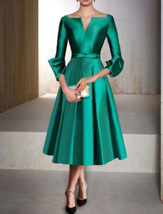 Elegante curto verde cetim mãe da noiva vestido a linha com decote em v plissados vestidos de madrinha vestido de festa formal plissados la madre del vestido de novia vestidos femininos