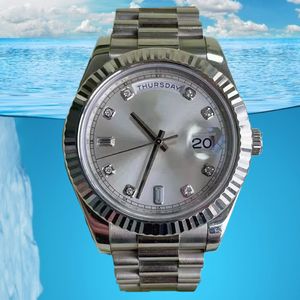 projektant zegarków Mężczyźni Automatyczny podwójny kalendarz zegarki kobiety Watch Watch Luminou Wodoodporne zegarek na rękę Luksusowe składane zegarek 41 mm 36 mm Luksusowy mechaniczny