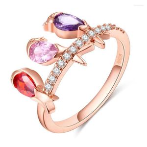 Anelli a grappolo alla moda per le donne in oro rosa color cristallo zircone gioielli di moda a forma di uccello anello da dito per fidanzamento da donna