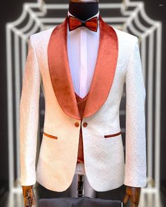 Erkek Suit Gwenhwyfar Fildişi Jacquard Orange Velvet Erkek Düğün Prom Suit İnce Fit Smokin Erkek Resmi İş (Ceket Pantolon Yelek)
