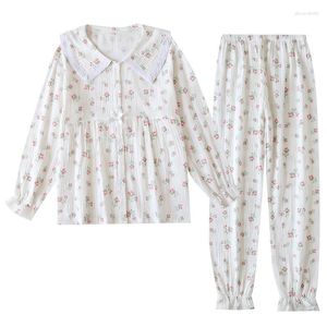 Damska odzież sutowa Kobiety piżamę bawełniane spodnie długotropiowe ubrania domowe Crepe wiejskie kwiatowy zestaw piżamy sexy pijamas 2 sztuki