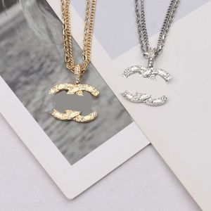 Simple Designer Necklace Pendant Necklaces Designers Gold Plated Stainless Steel Letter For Women Wedding High Quality Jewelry no box 20 Style