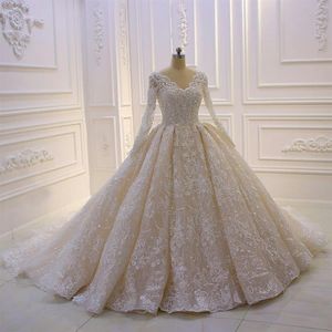 Luxury Ball Gown 2021 Wedding Dresses Full Long Sleeve Lace Beaded V Neck Bridal Gowns Vintage Plus Size robes de mariee254B