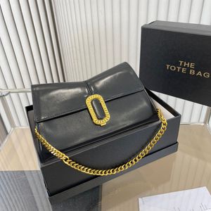 Borsa a tracolla di design Borsa da lettera con fibbia in metallo Borsa a tracolla da donna Borsa di piccole dimensioni Borse alla moda Borsa da donna di alta qualità Ottimo regalo