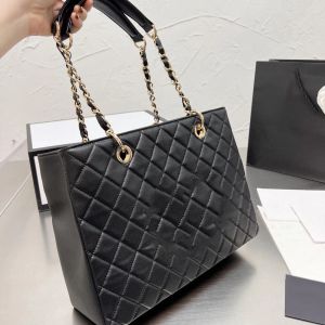 Luxury GST Bags Top Caviar Calfskin Classic Quilted Plaid Metal Chain Shoulder Bag Designer Ladies Outdoor Regular Shopping Bag retro underarm Totes