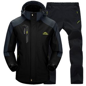 Mens Tracksuits Outdoor Jacket Pants Set Män fleece termisk vattentät vindtät huva jackor Vandring Military Trip Mountain Camping kläder 230731