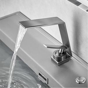 Banyo lavabo musluklar silah gri yaratıcı havza ve soğuk su musluk bakır minimalist yıkama şelale ev