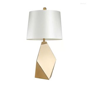Table Lamps Home Simple Three-Dimensional Diamond-Shaped Hardware Living Room Bedroom Bedside Lamp Soft-Installed Geometric