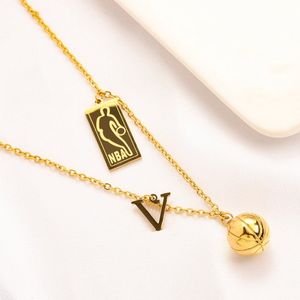 Anhänger Halsketten Mode MODE MODE Vierblätter Klee Anhänger Halsketten 18k Gold plattiert Luxusschmuck Charm Girl Love Geschenke Halskette Mode Marke Schmuck Luxusmarke