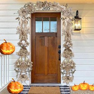 Fiori decorativi Ghirlanda di foglie autunnali Plastica Versatile Vite d'acero Decorazioni per la casa realistiche Decorazione da parete di Halloween