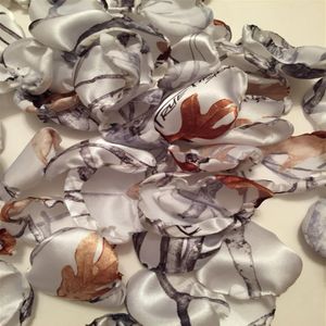 White pink Camo Rose Petals Satin Wedding Decoration Camouflage Wedding Decor Flower Girl Petal288Z