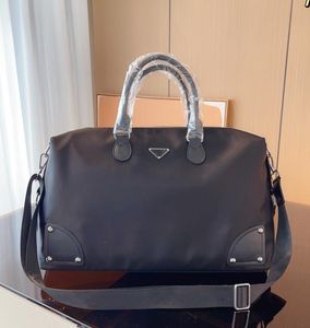 Fashion Nylon travel bag Large capacity commuter Tote bag for men and women single shoulder crossbody handbag