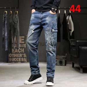 Jeans da uomo 42 44 Jeans strappati taglie forti Uomo Pantaloni denim vintage Pantaloni cargo larghi Pantaloni causali moda Pantaloni maschili di grandi dimensioni J230728