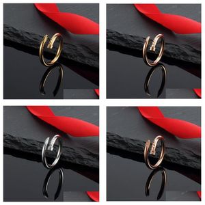 Hoop Huggie Luxury Pearl Serrings Дизайнер Женщина Small C Diamond Stud 316L из нержавеющей стали 18K Gold Sier Leg