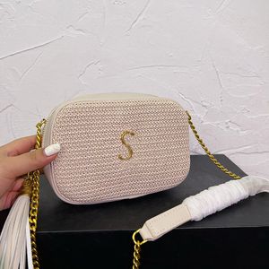 Womens Shoulder Bag Classic Straw Camera Bag Hardware Metal Buckle Gold Chain Luxury Handbags Card Holder Zipper Seal Princess Bags Casual Sacoche 18x12cm