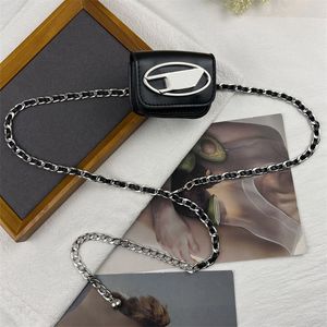 Silberner Schnallen-Taillenkettengürtel für Damen, klassischer Ledergürtel mit Buchstaben, Herren-Luxus-Kettenbund mit kleiner Geldbörse