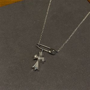 Trend Vintage Necklace Silver Plated Pin Cross Diamond ClaVicle Necklace Silver Pendant for Lovers