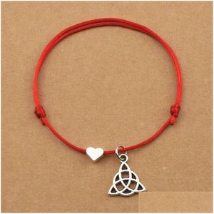 Charm Bilezikler El Yapımı Üçlü Knot İrlandalı Triquetra Sembolü Aşk Kalp Kırmızı Halat Kablosu Kadınlar İçin Ayarlanabilir Çift Takı Damlası Del Dhtxy
