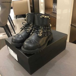 Nowe buty dla dziewcząt metalowy design tkający buty dla niemowląt Rozmiar 26-35, w tym pudełko zimowe dla dzieci trampki OCT15