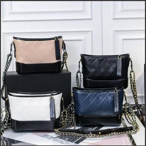 2021 Новая высококачественная сумка Классическая леди -сумочка Диагональная сумка кожа 7777199O
