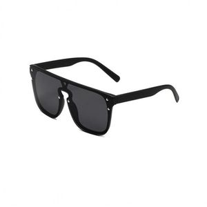 Nya klassiska polariserade solglasögon Kvinnor Designer 2023 Luxury Brand Eloy Metal Polaroid HD Tempered Glass Lens Retro Glasses Sun GL328J