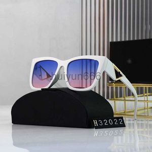 Luxury PA Designer Sunglasses Classic Eyeglasses Goggle Outdoor Beach Sun Glasses For Man Woman Mix Color Optional Triangular signature