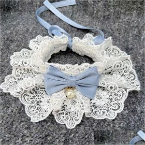 Köpek Köpek Giyim Dantel Bowknot İnci Yaka Kedi Neckerchief Pet Cats Yavru Kedi Köpek Yayını String Bib Kolye Knaptale Boyun Kayışı Scarf A DHDMC