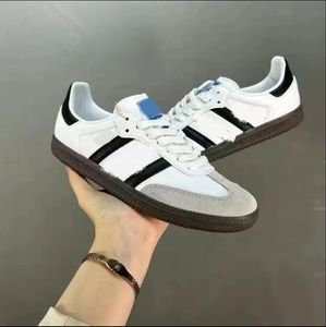 Skórzane buty treningowe dla skóry dla damskich 2023 Autumn Nowe grube solone małe buty Buty retro forrest butów sportowych buty x 1a