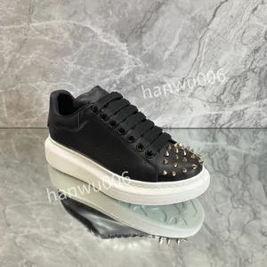 2023 TOP Women Branders Buty do biegania Kanał mody Sneaker Women Men Men Sports Buty