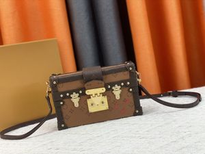 2023SSX Liten Petite Malle Box Highs Quality CrossBodys Bag Old Flower Leather Lickoble Strap Classic Cluth Wallet Handväska Classic S-formad Buckle M86286