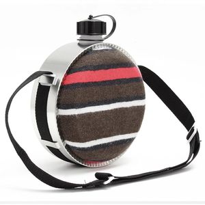 Water Bottles 2L Travel Heat Insulation Adjustable Strap Portable Canteen Camping Large Capacity Striped Bottle Hiking Felt Outdoor 231101