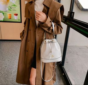 Designer bag luxury design Vintage bucket bag 2023 women's fashion retro style one shoulder crossbody bags printed color handbag