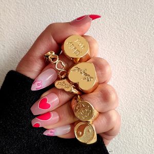 Обручальные кольца Винтаж Золотого сердца улыбка для женщин в стиле стиль металлические любовные буквы