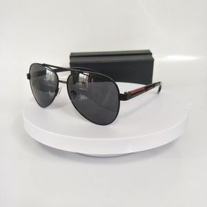 Черные солнцезащитные очки для мужских женщин -дизайнерские дизайнерские сплавы металлические линзы ретро солнечные очки UV400