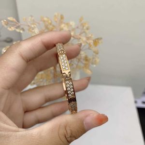 artier Bracelet Luxury Designer jewelry high end 925 Silver Rose Gold Fashion Versatile Trendy Small Group Wedding Couple Jewelry Allergy With Original Box