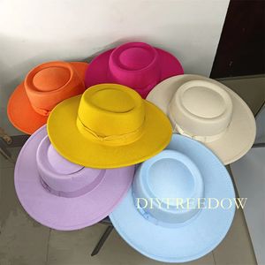 Breda randen hattar hink fedora hatt för kvinnor män platt topp konkav design höst vinter båge jazz färgglad unisex panama 231101