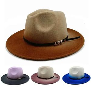 Breda randen hattar hink gradient fedoras hatt kvinnor män älskar bälte unisex högkvalitativ modekyrka Panama Woolen Jazz Cap 231101