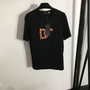 2024 Verão Casual Camiseta Designer Roupas Mulheres Carta Camiseta Nova Cor Diamante Prego Diamante Carta Manga Curta T-shirt Preto Branco Senhoras Top Grande Tamanho S-2XL