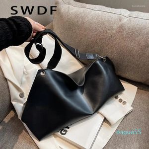 Evening Bags SWDF Large Capacity For Women 2023 Shoulder Leisure Korean Version Messenger Bag All-match Female Tote