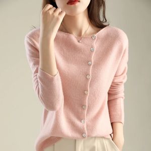 Kvinnors tröjor Limiguyue Autumn Sticked Sweaters Vintage Single-Breasted Cashmere Cardigan Women Loose Round Neck Thin Outer Wear Sweet J823 231101