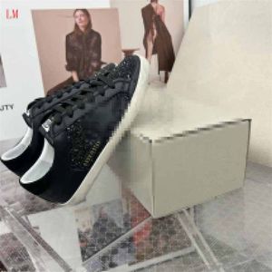 Designer Luxury Mens Casual Shoes Low Deluxe Brand Gold Super Sneakers Mesh Leather Star Women Black Size With Original Box