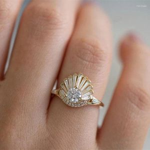 Cluster-Ringe, exquisiter modischer Ring mit Blumeneinlage, luxuriöses Design, Damen-Halskette, Party-Schmuck, edler, exklusiver Hochzeit, Verlobungsgeschenk