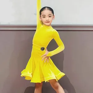 Stage Wear 2023 Costumi di spettacolo di danza latina per ragazze Gonne a maniche lunghe gialle Set di velluto Abito Chacha Samba DN16392