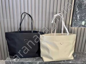 borsa tote firmata tessuto di nylon moda semplice shopping bag permanente senza tempo Borsa a tracolla temperamento lussuoso Borse di lusso Zaino Zaini Designer Donna