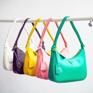 High quality Women's Luxury Designer Cosmetic Bags totes Cases tote Nylon wallet fashion leather famous Shoulder Clutch Bag Purse Handbags hobo Crossbody Handbag